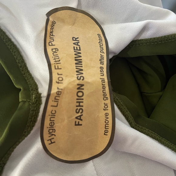 NWT Two Piece Tankini Bathing Suit Adjustable Straps Boy shorts Olive Green Md - Picture 12 of 12